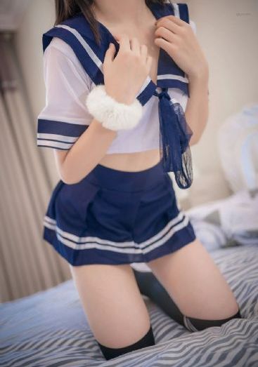 排三彩票天后和值谜国色天香_720全集免费播放